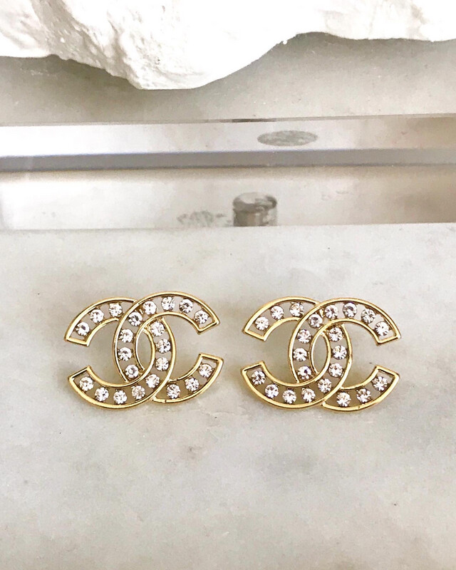 Large 18CT Gold 925 Sterling Classic Stud Earrings 1.8cmx2.5cm