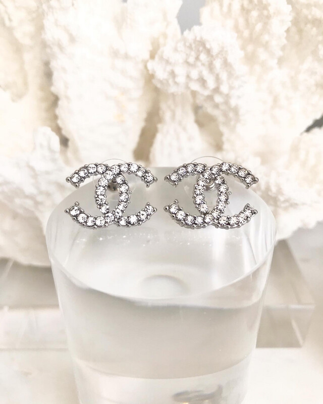 SALE* Classic Silver Plated Crystal Stud Earrings 1.4x2cm