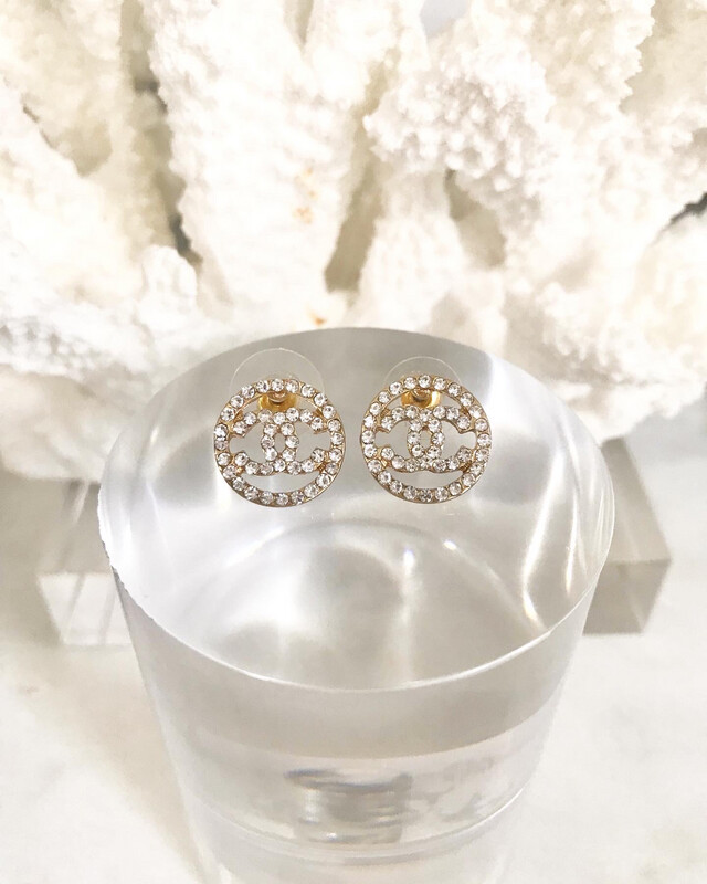 SALE* Gold or Silver Plated Round Classic Crystal Stud Earrings 1.5x1.5cm