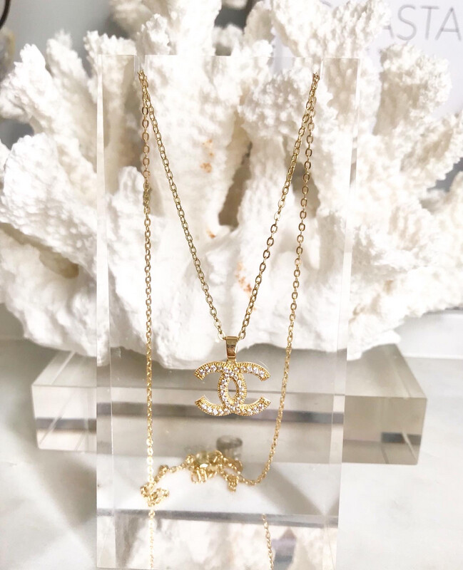 High Quality 18CT Gold &amp; White Gold 925 Sterling Cubic Zirconia filled Classic Pendant Necklace 24-29cm wear length / pendant size 1.3x1.7cm
