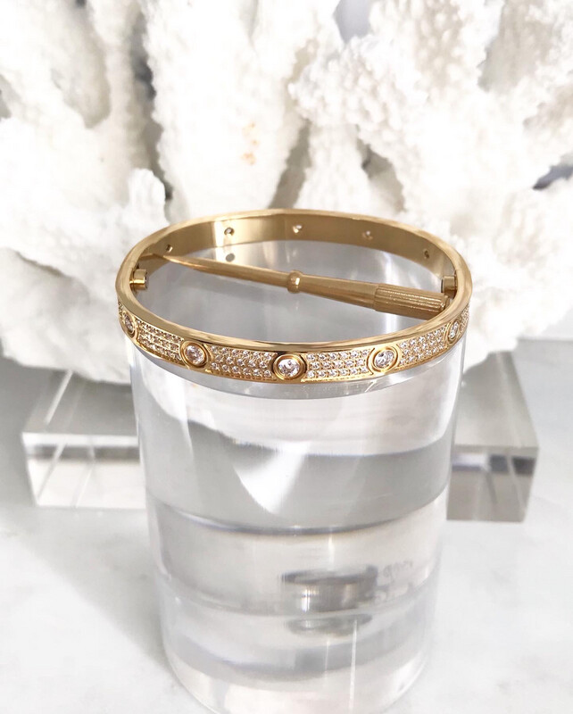 High Quality Premium 18CT Gold Titanium Steel Hand Encrusted Cubic Zirconia &amp; Diamond Stones Love Bangles in 16mm &amp; 18mm