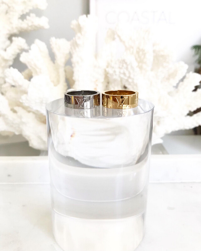 High Quality Stainless Steel Classic Monogram Rings with Stamp in Sizes 6-8