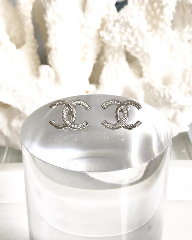 AAA+ Top Quality White Gold Sterling &amp; Cubic Zirconias Classic Stud Earrings 1.2x1.5cm