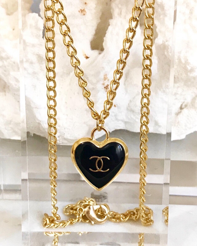 High Quality 18CT Gold Plated Stainless Steel Classic Pendant Heart Necklace 25-30cm Wearing Length &amp; 2.2x2.2cm Pendant Size