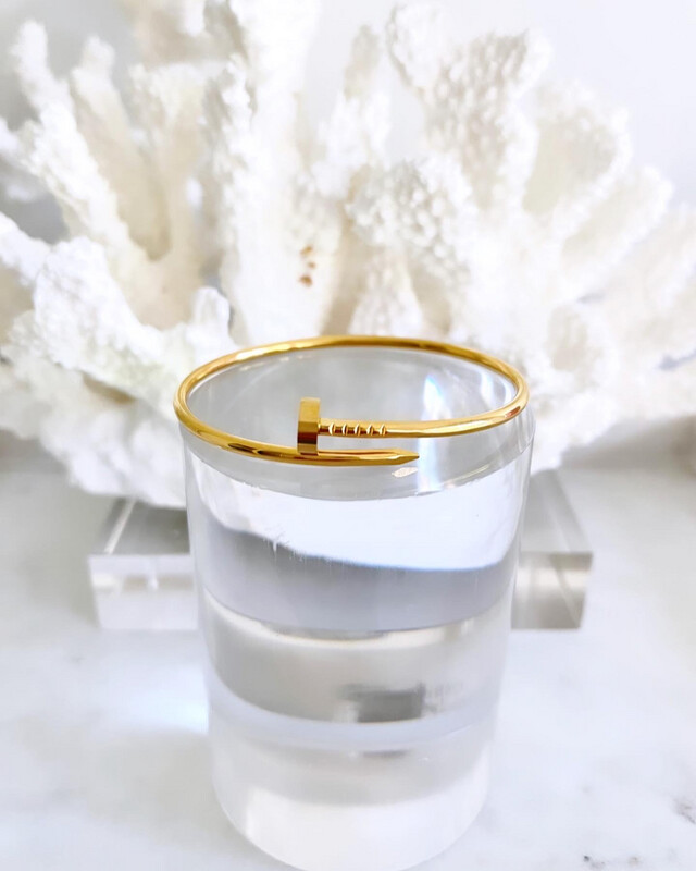 AAA High Quality 18CT Gold Stainless Steel Thin Nail Bangles Size Small (16cm) or Medium-Large (18cm)