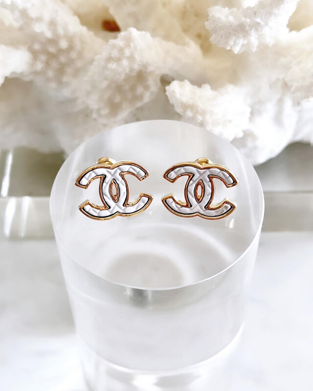 High Quality Stainless Steel Gold &amp; White Classic Stud Earrings 1.2x1.8cm