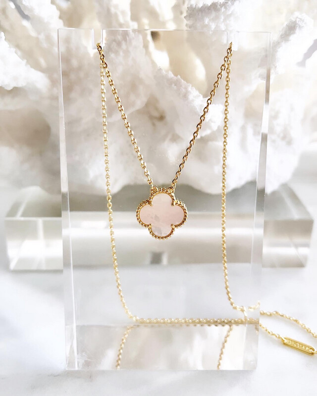 AAA+ High Quality Yellow Gold 925 Sterling Silver Arpels Necklace In Mother of Pearl