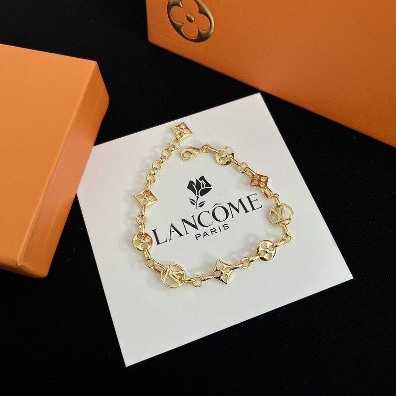 High Quality Gold Blossom Flower Bracelet