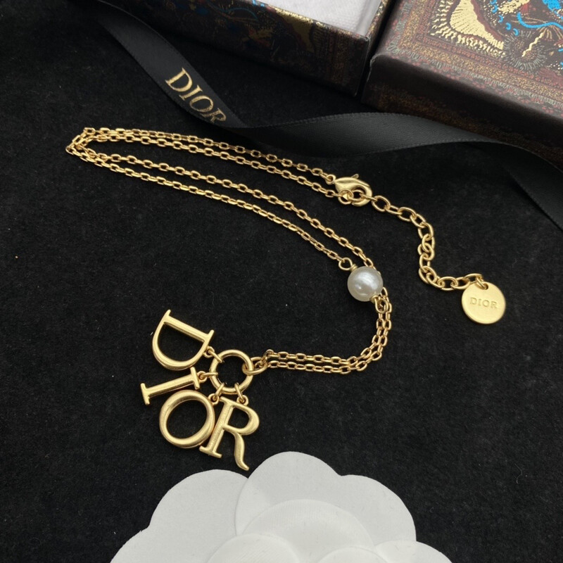 Gold Pearl Revolution Necklace