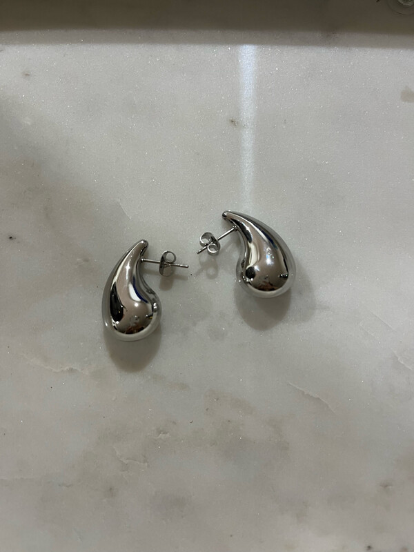 High Quality Silver Tear Drops Stud Earrings 2x3cm