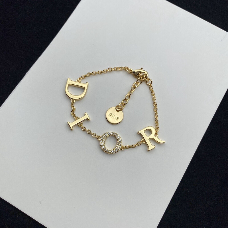 High Quality Revolution 18CT Gold Bracelet with Zircons 18cm