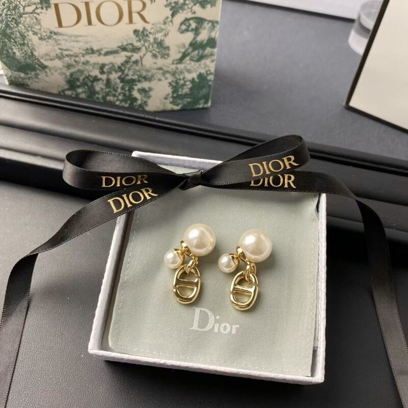 Quality Gold Plated CD Montaigne Pearl Stud Earrings
