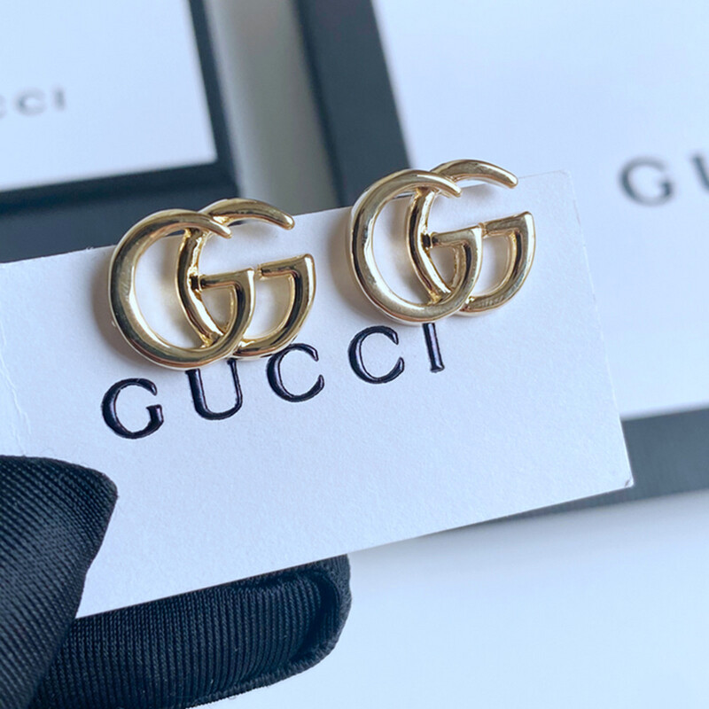 Gold Plated Medium G-Stud earrings