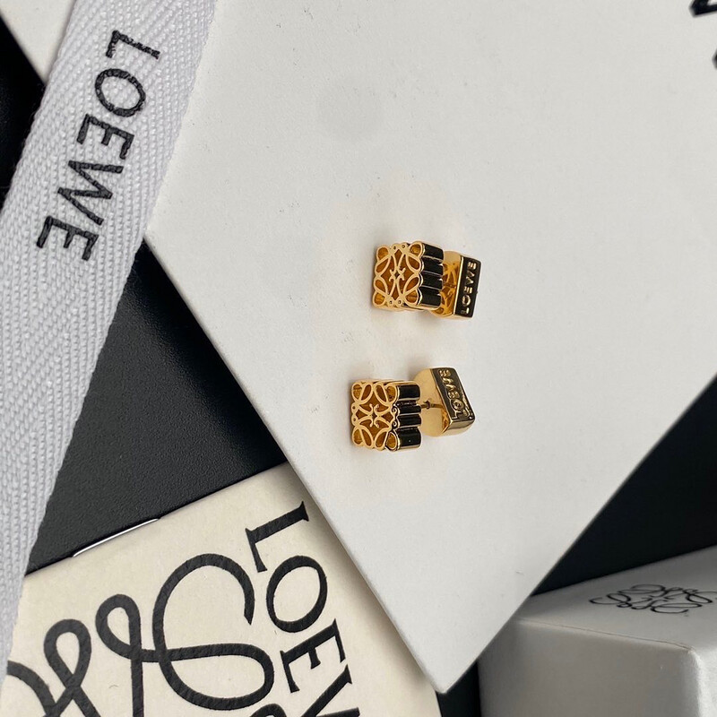 High Quality Gold Anagram Stud Earrings 0.8x0.8cm