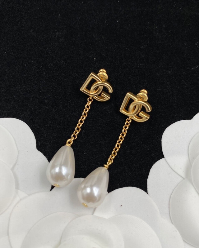 High Quality Gold DG Pearl Drop Earrings 1.2x5cm