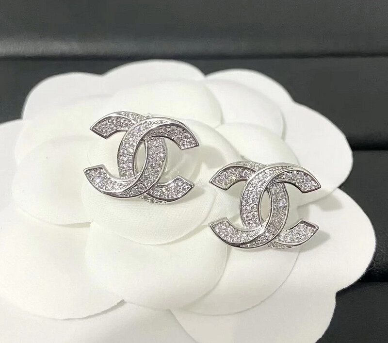 TOP SELLER S925 Solid Sterling Silver with hand-inlaid AAA Cubic Zirconias Earrings 1.3x1.7cm