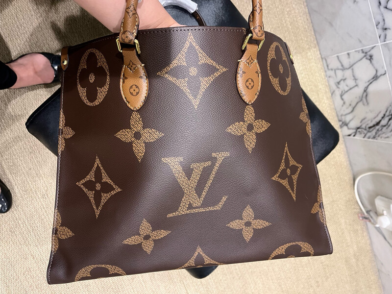 Brand New Quality On The Go GM Size Tote Bag - CLEARANCE