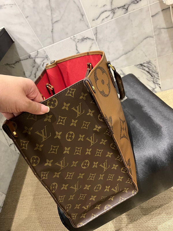 Brand New Quality On The Go GM Size Tote Bag - CLEARANCE