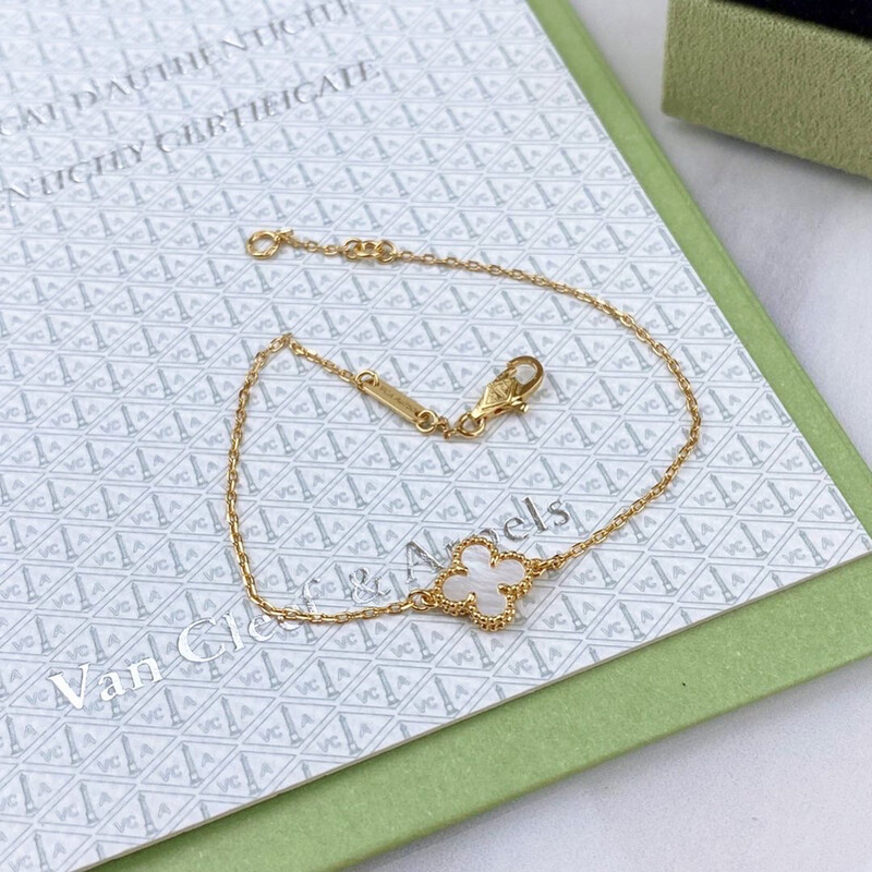 AAA+ High Quality 18CT Yellow Gold 925 Sterling Silver Arpels Bracelet One Mini Motif In Mother of Pearl Real Shell