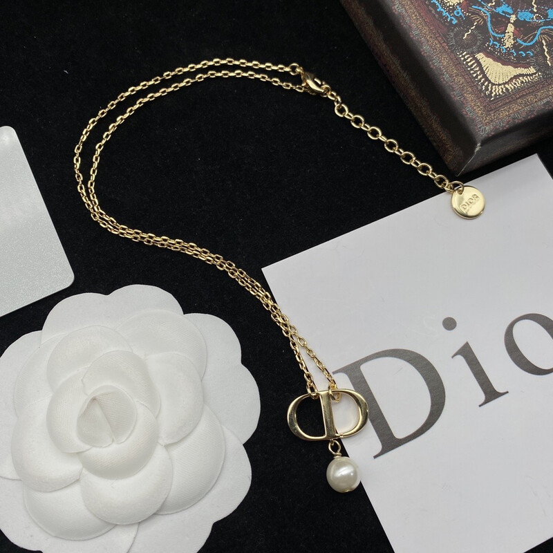High Quality Petit CD necklace