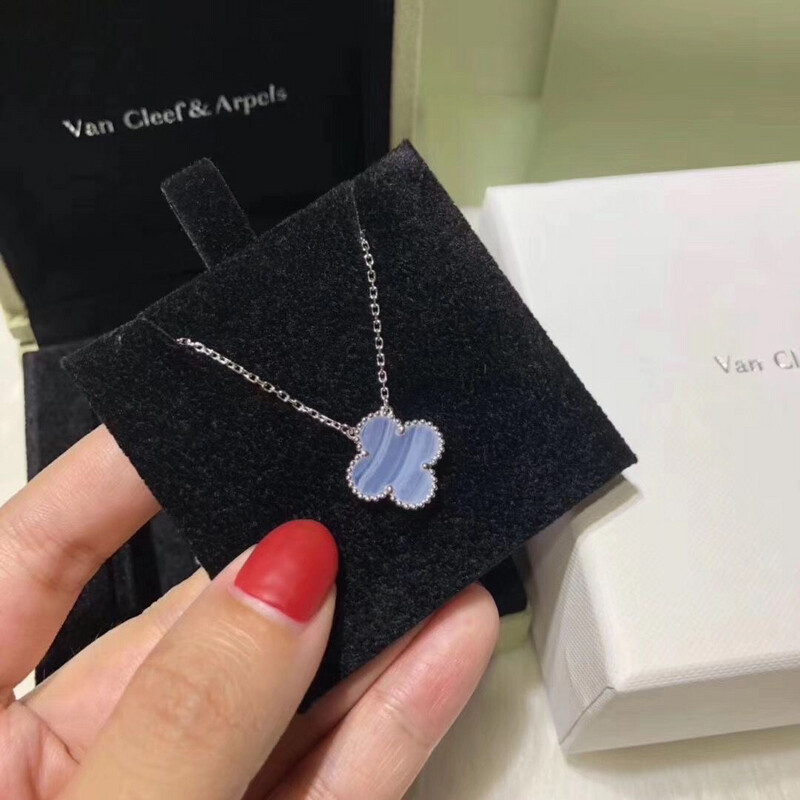 AAA+ High Quality White Gold 925 Sterling Silver Arpels Necklace In Chalcedony