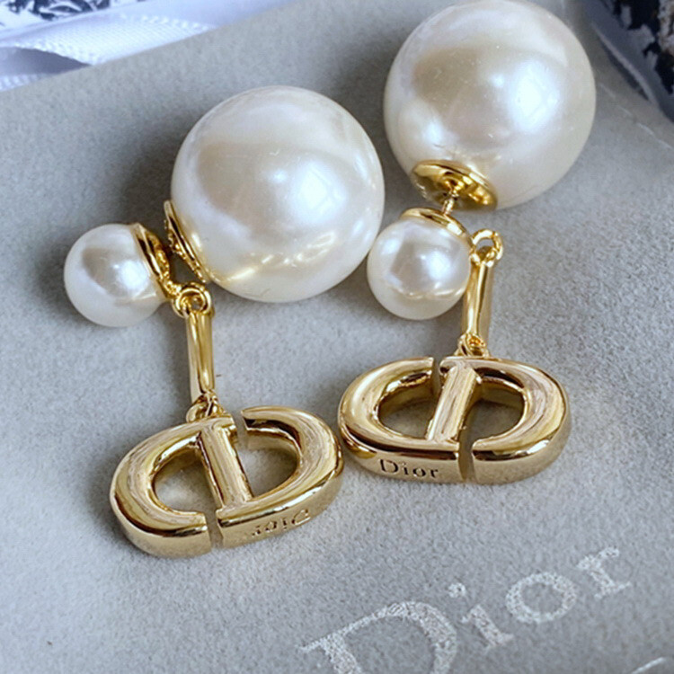 High Quality Tribales Pearl CD Golden Drop Earrings