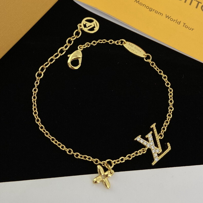 High Quality Gold Iconic Logo Bracelet With Diamonds