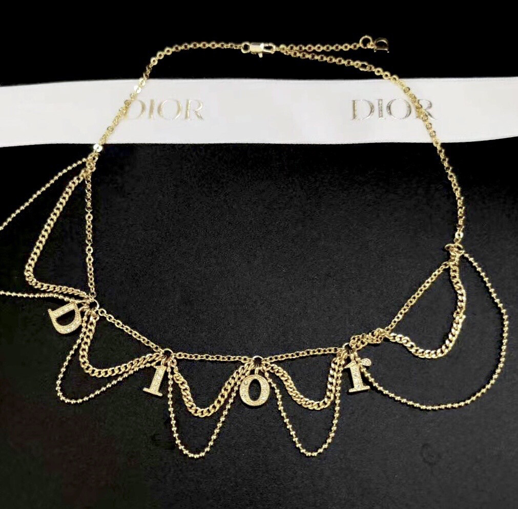 High Quality Revolution Choker With Diamonds
