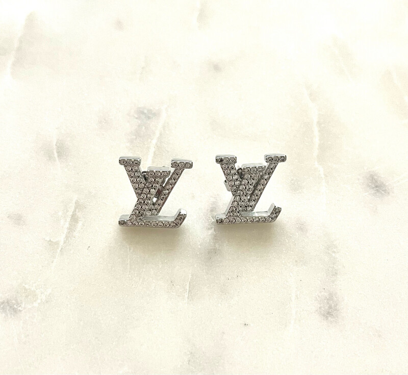 High Quality Silver Diamond Iconic Stud Earrings