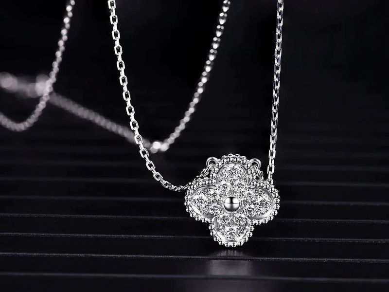 TOP Quality AAA+ 925 Sterling Silver with 18CT White Gold plated Arpels Motif Necklace With Zircon Diamonds