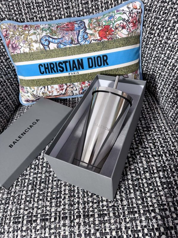 New High Quality Stainless Steel Tumbler