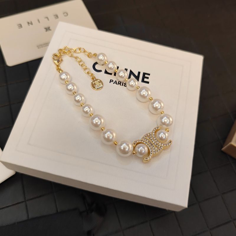High Quality Gold Pearls Cel Bracelet