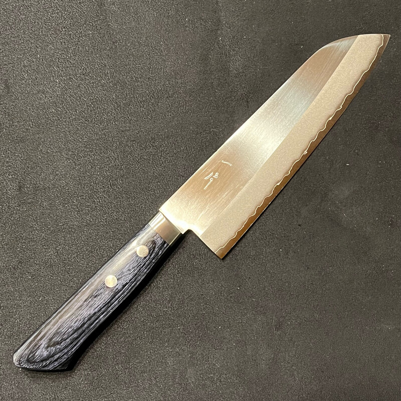 Hitohira NM Migaki Santoku 170mm Blue Pakka