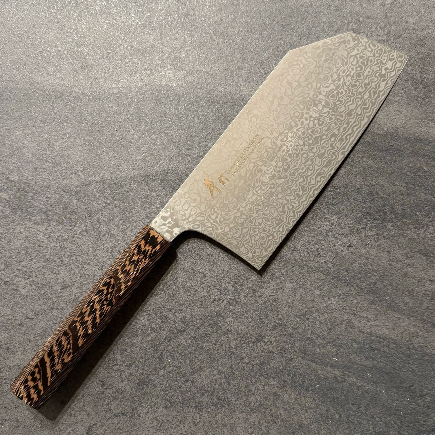 Sakai Takayuki Coreless Damascus 190mm Tank (Cleaver)