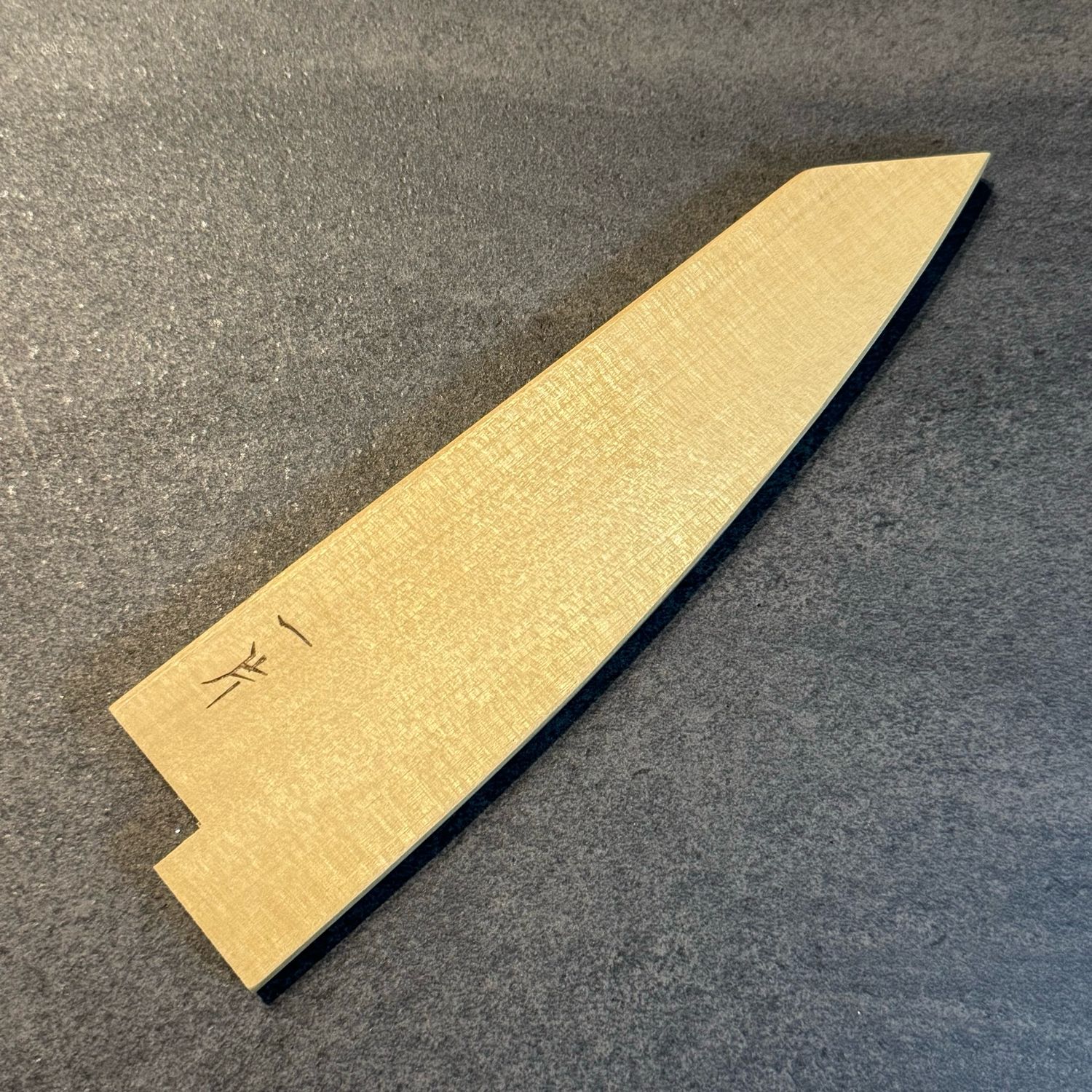 Hitohira WB Ho wood Saya Honesuki Kaku 150mm (4.5mm / Classic)