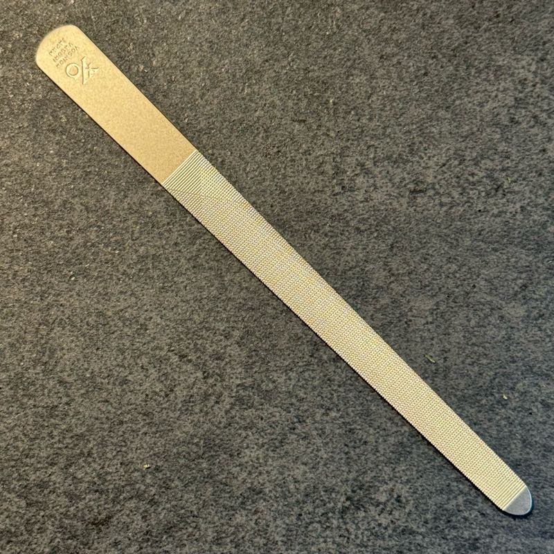 Yoshida Yasuri 140mm Nail File (Round)