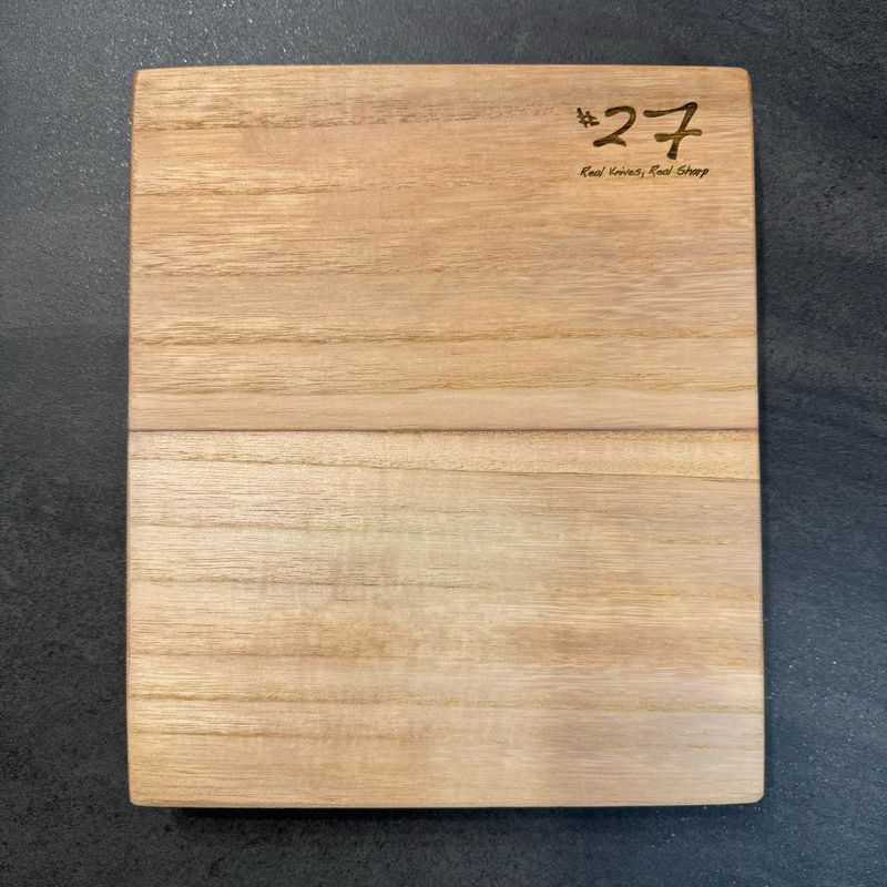 #27 Paulownia / Kiri Chopping Board 36mm x 226mm x 289mm