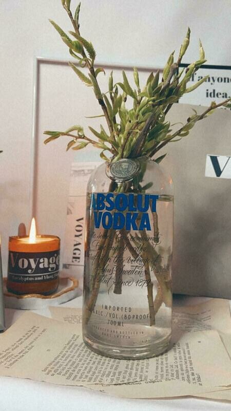 ABSOLUT VODKA VASE - VOYAGE.