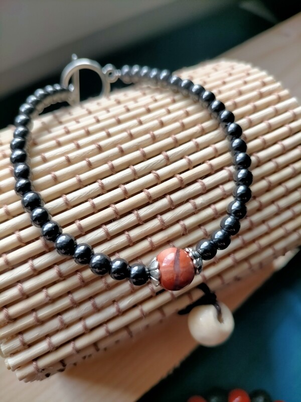 Jaspe rouge &amp; Hématite