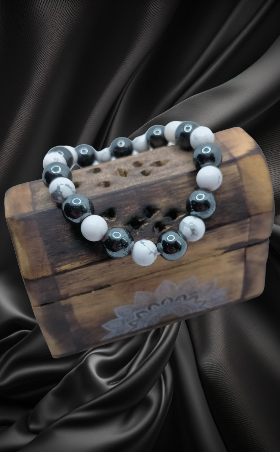 Howlite &amp; Hématite