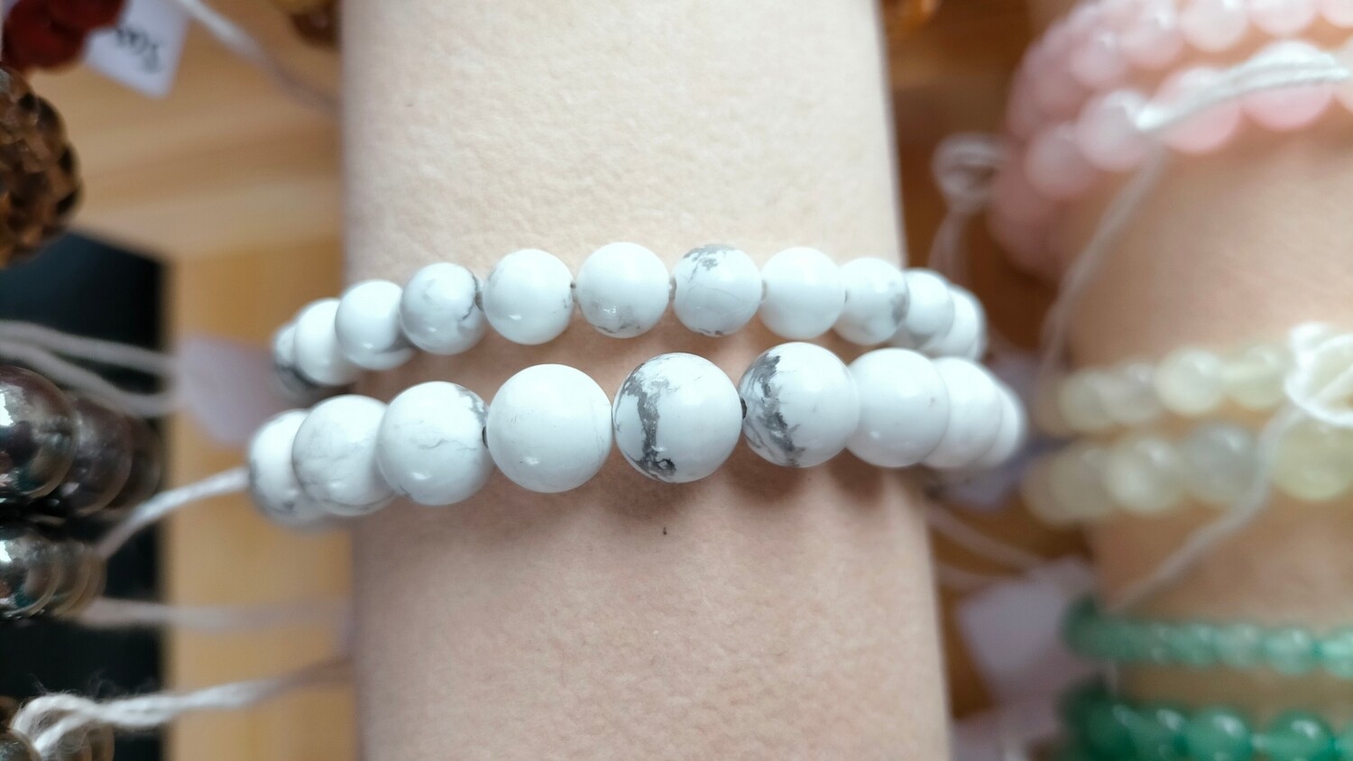 Howlite