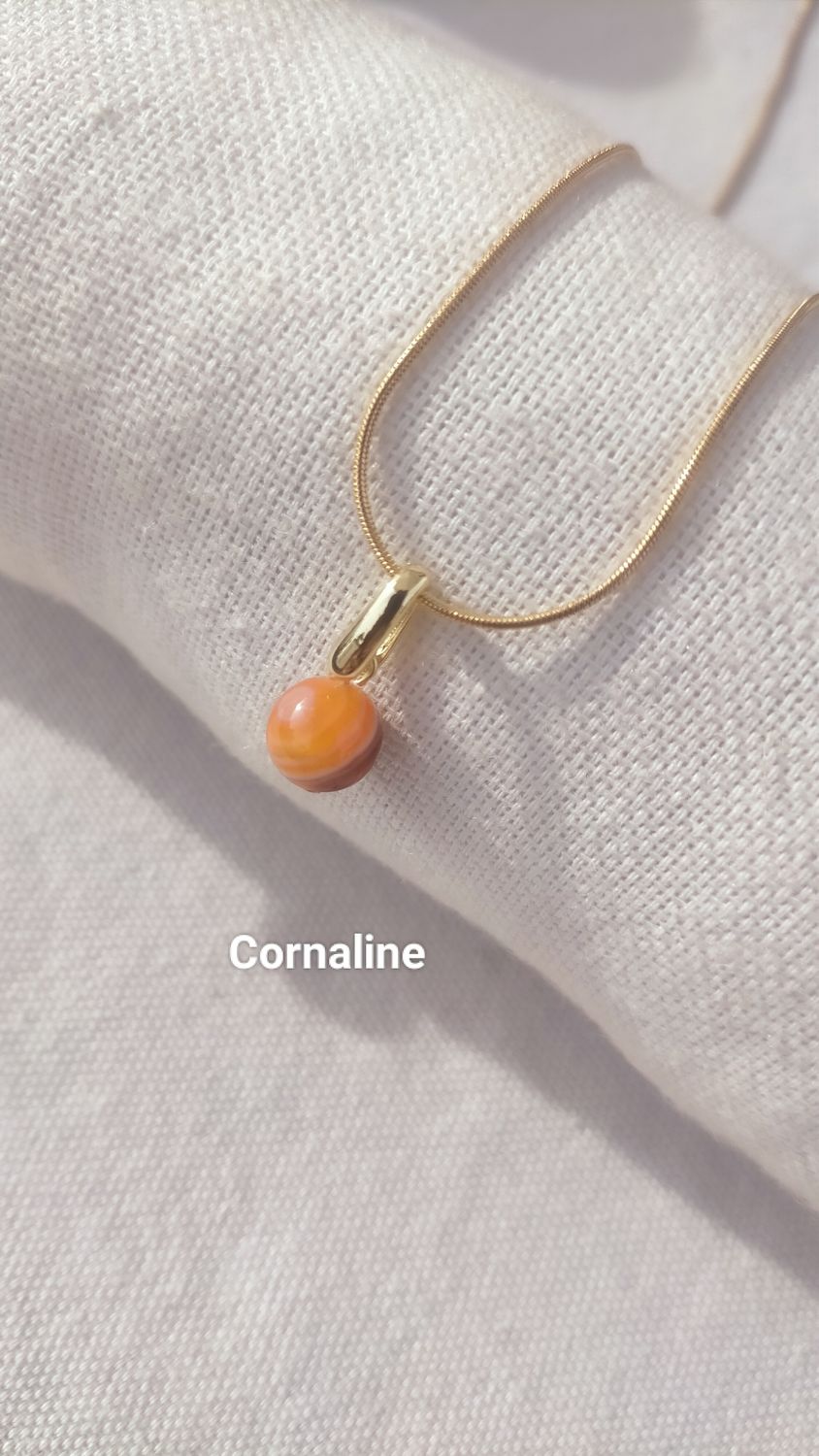 Ensemble de 12 pendentifs avec 1 chaîne