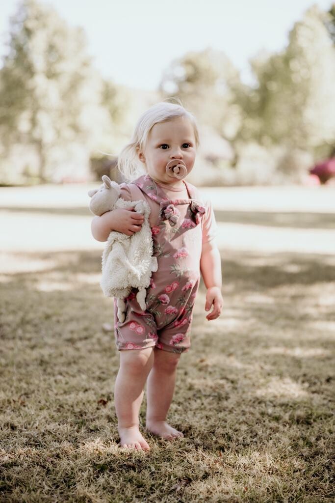 Grapefruit + Peony dungarees &amp; T set (short)