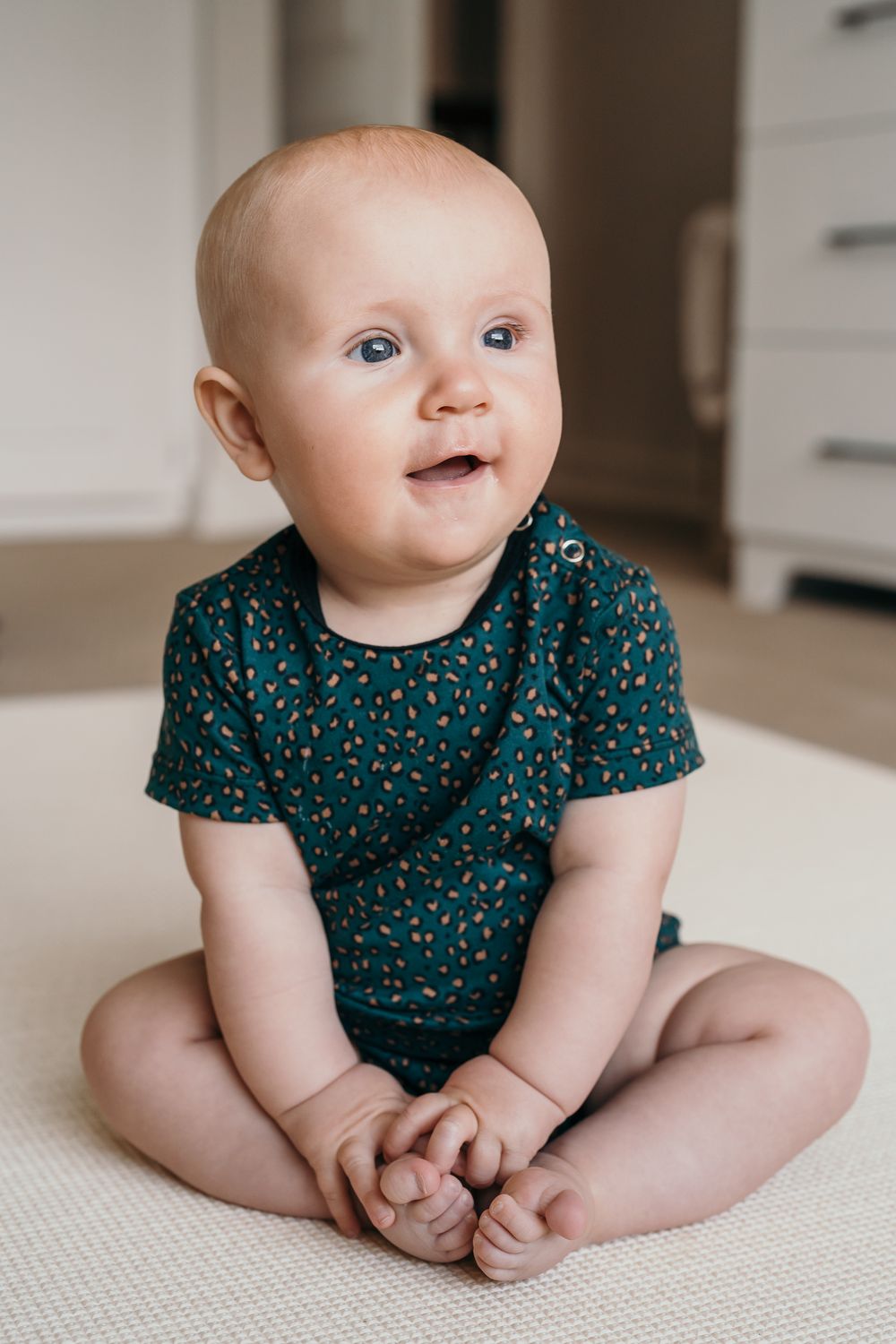 leo romper