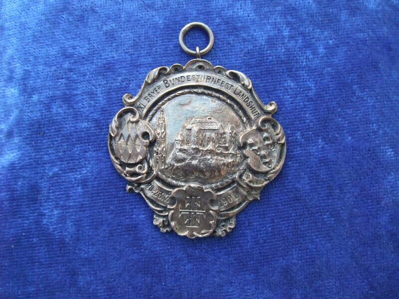 Bayern: Abzeichen zum Bundesturnfest in Landshut 1901.