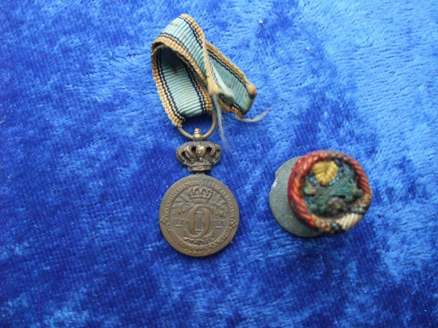 Rumänien Miniatur Medaille zum 100.Jubiäum von Carol I. 1839-1939 mit Band + Knopflochminiatur