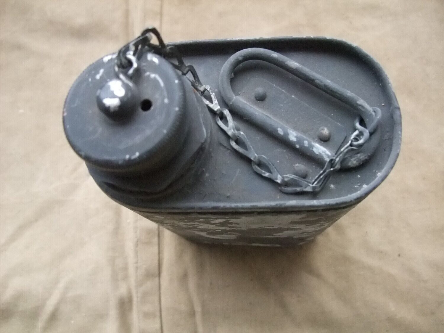 Wehrmacht Waffenmeister Winterschutzöl Kanister gestempelt Hersteller und H 42