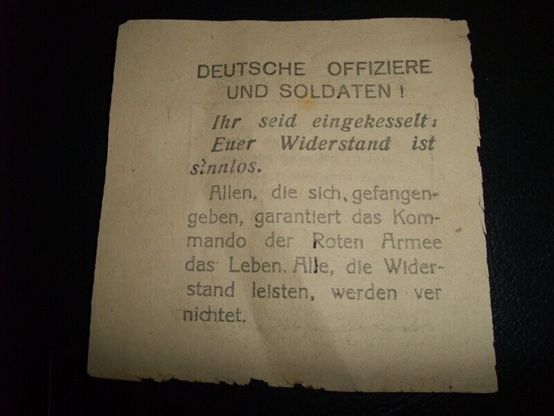 russisches Flugblatt und Passierschein, Propaganda, 2. Weltkrieg
