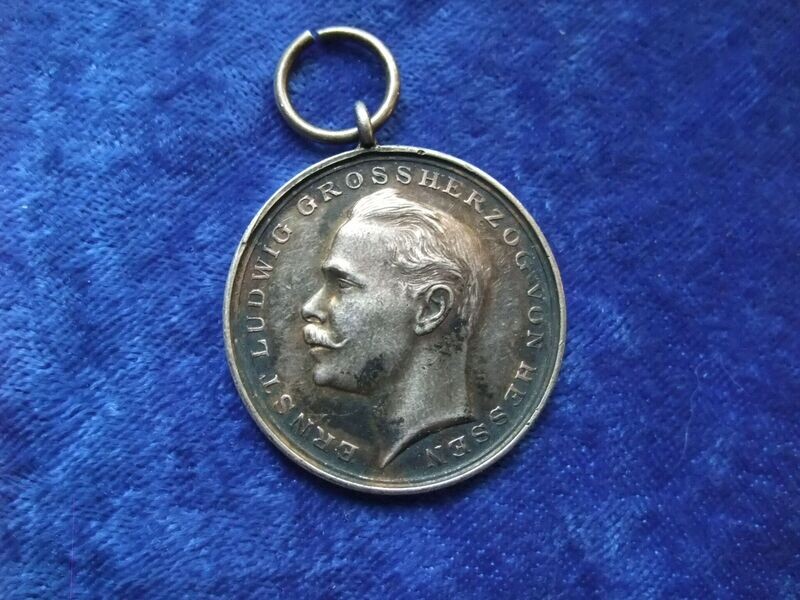 Hessen: Allgemeines Ehrenzeichen für Tapferkeit in silber.