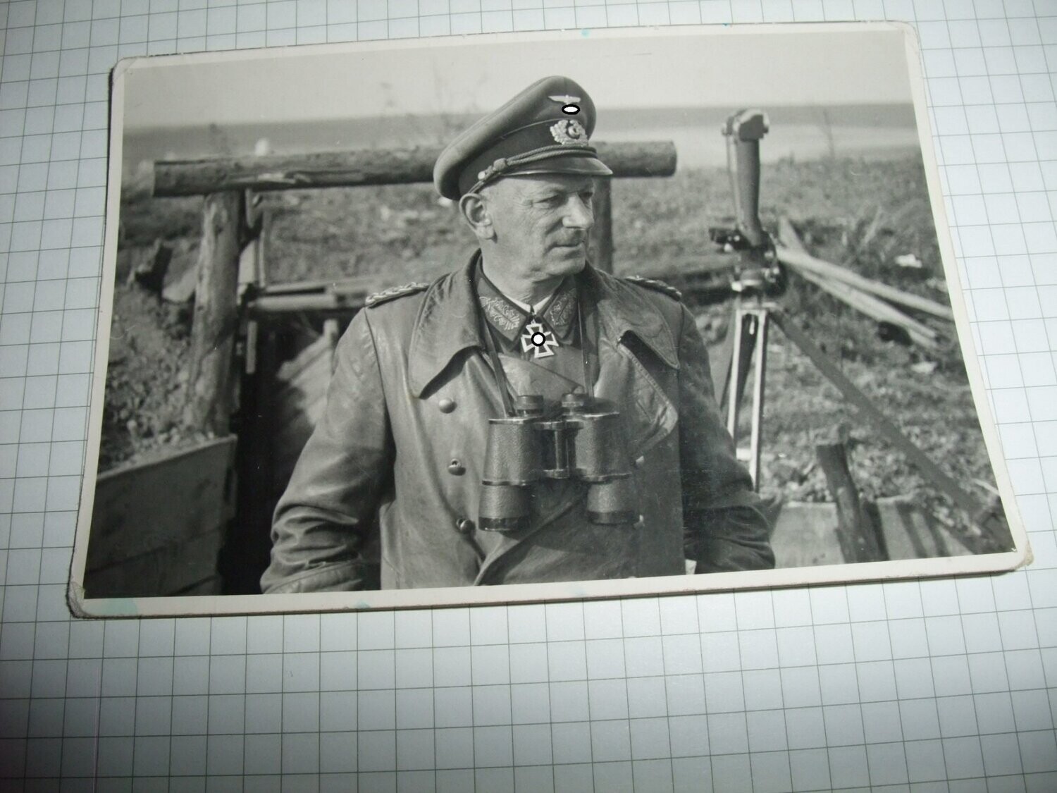 O56, Foto General Erwin Jaenecke nach der Ritterkreuz Verleihung Stalingrad